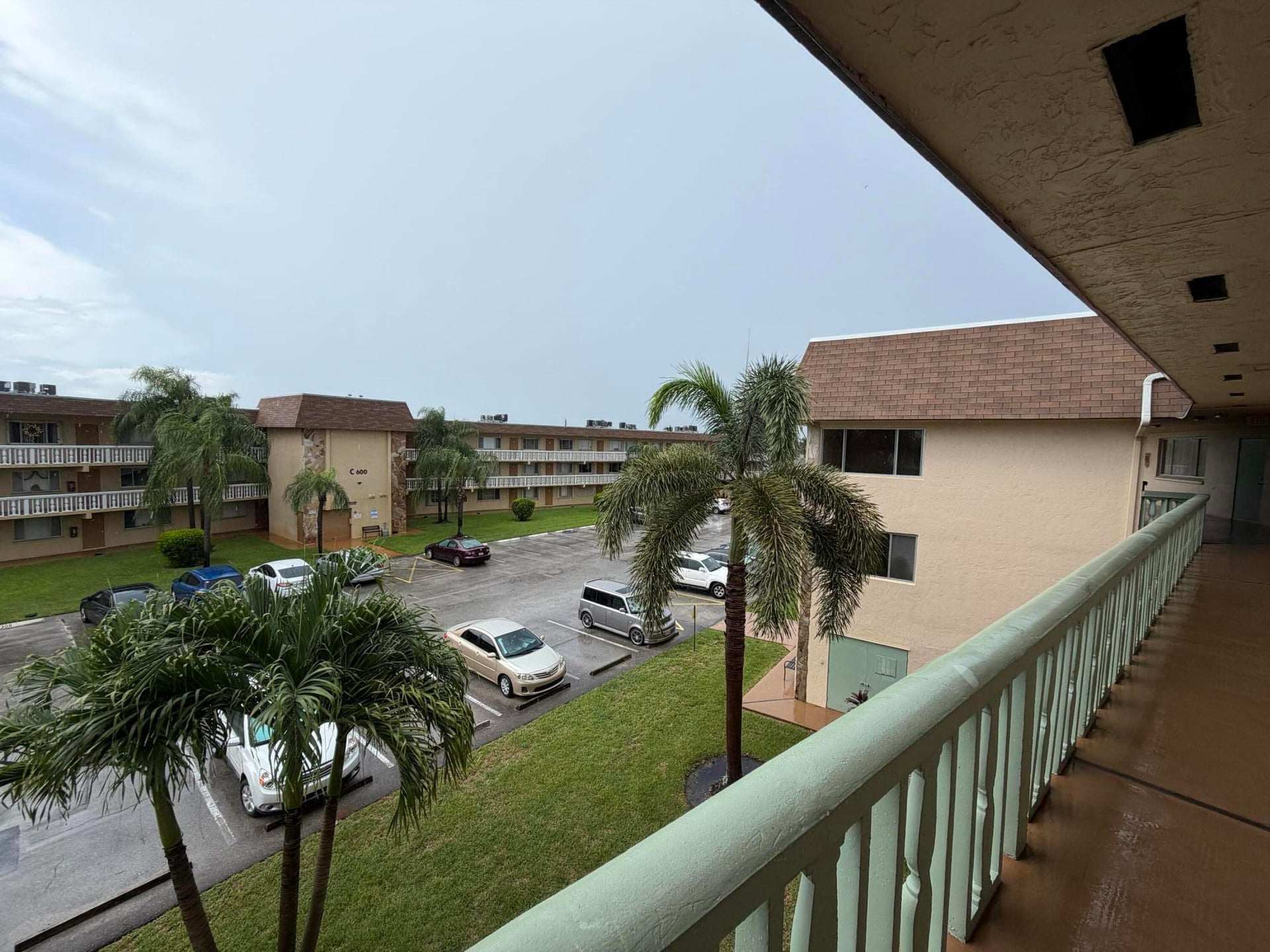 Unit 314 photo 7
