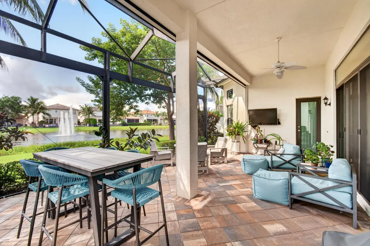 Seven Bridges Residence photo 40