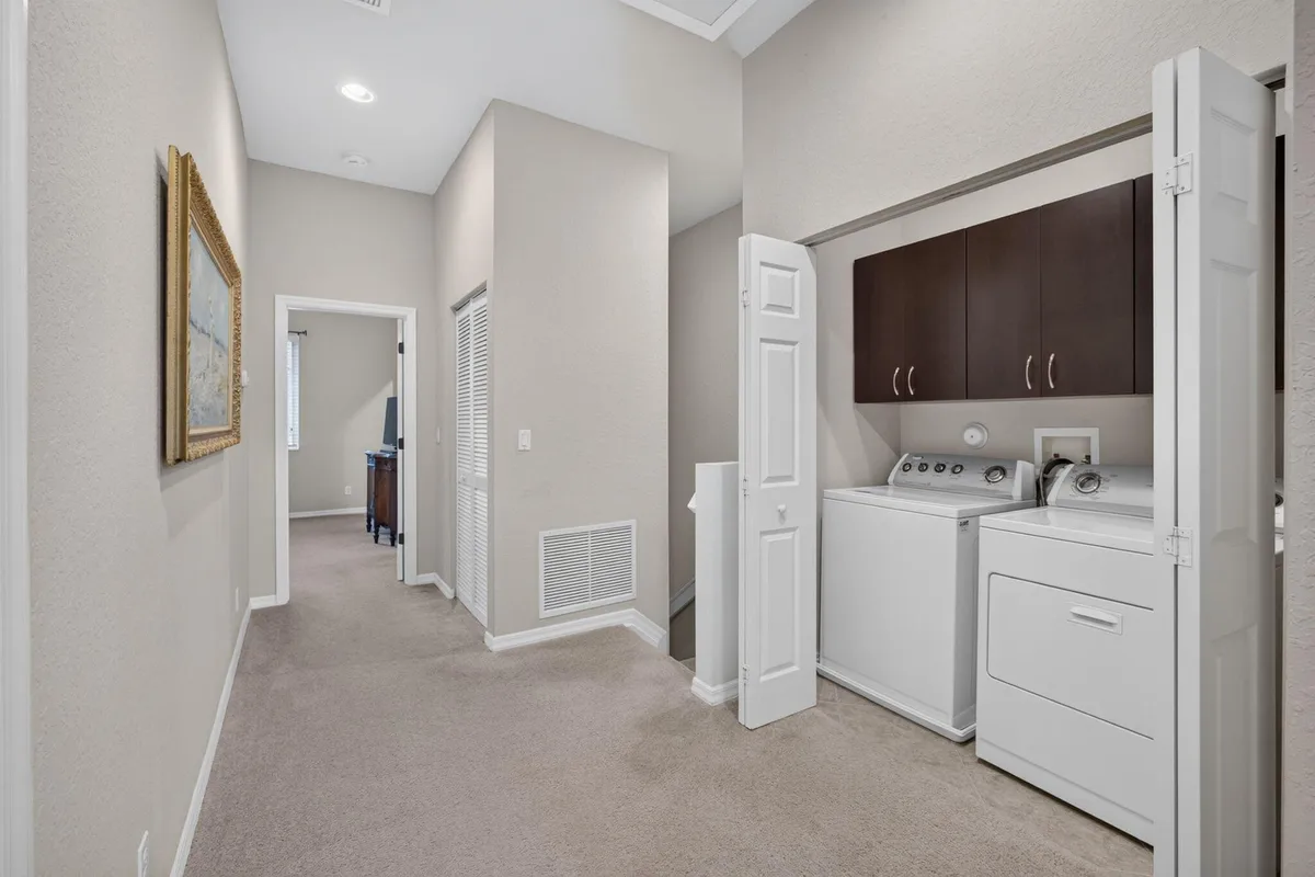 Canterbury Place Residence photo 25