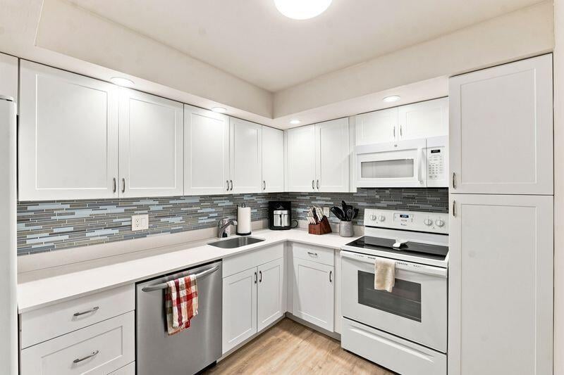 Unit Unit 204 photo 7