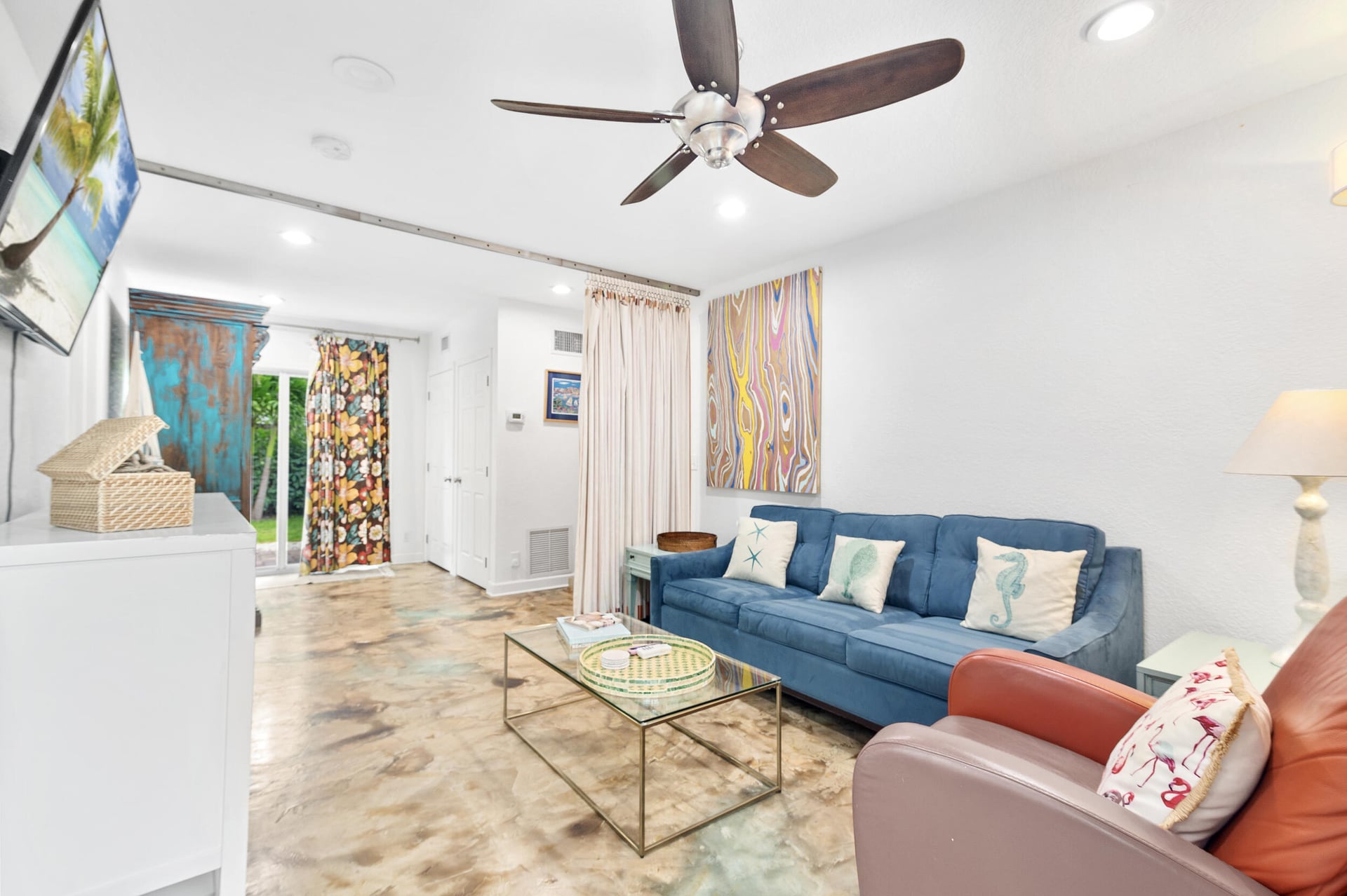Residence photo 25