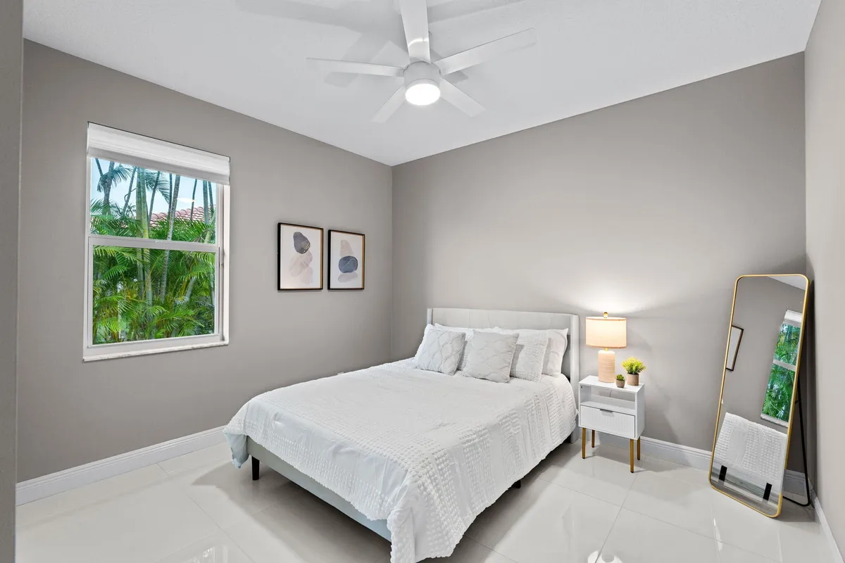 Residence photo 31