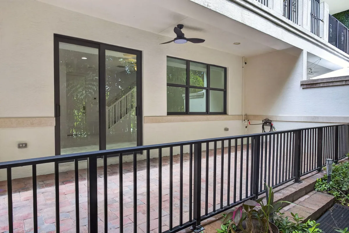  Residence photo 31