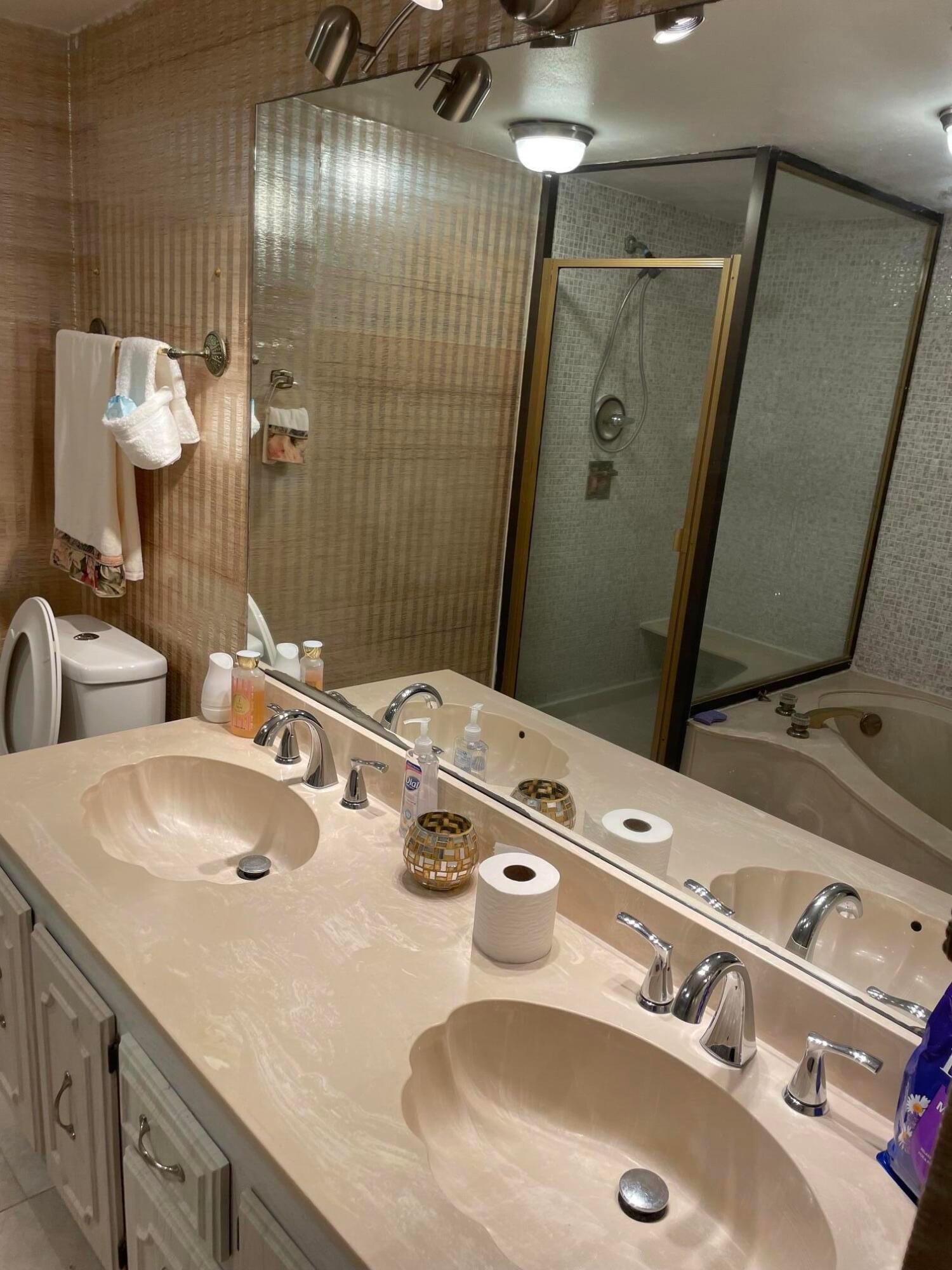 Singer Island Unit 1-103 photo 4