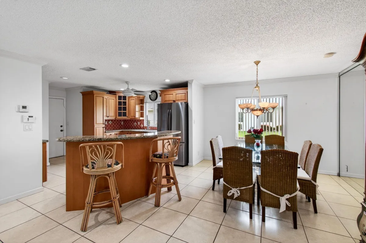 Residence photo 10