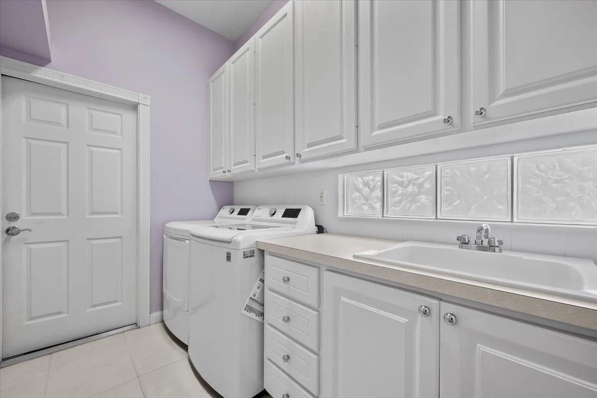  Residence photo 25