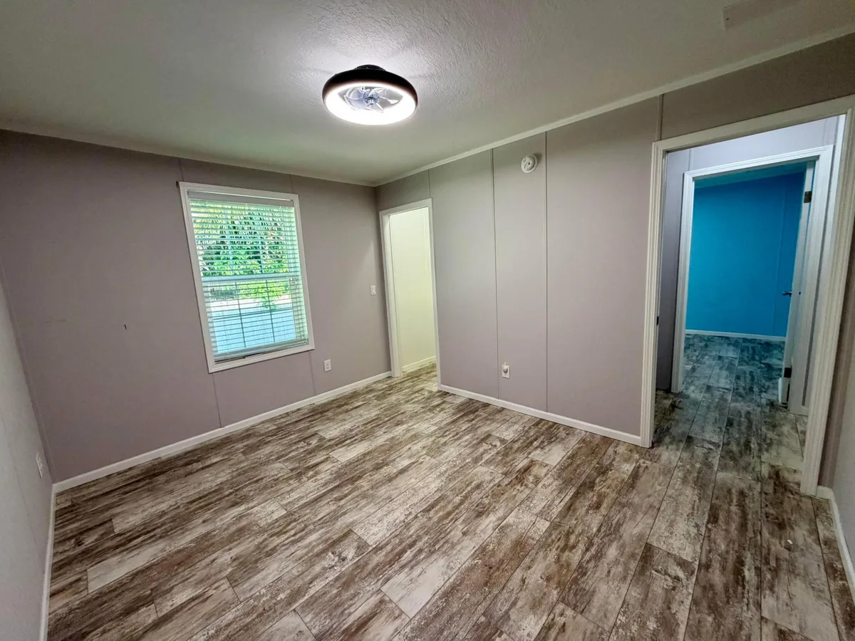  Residence photo 16