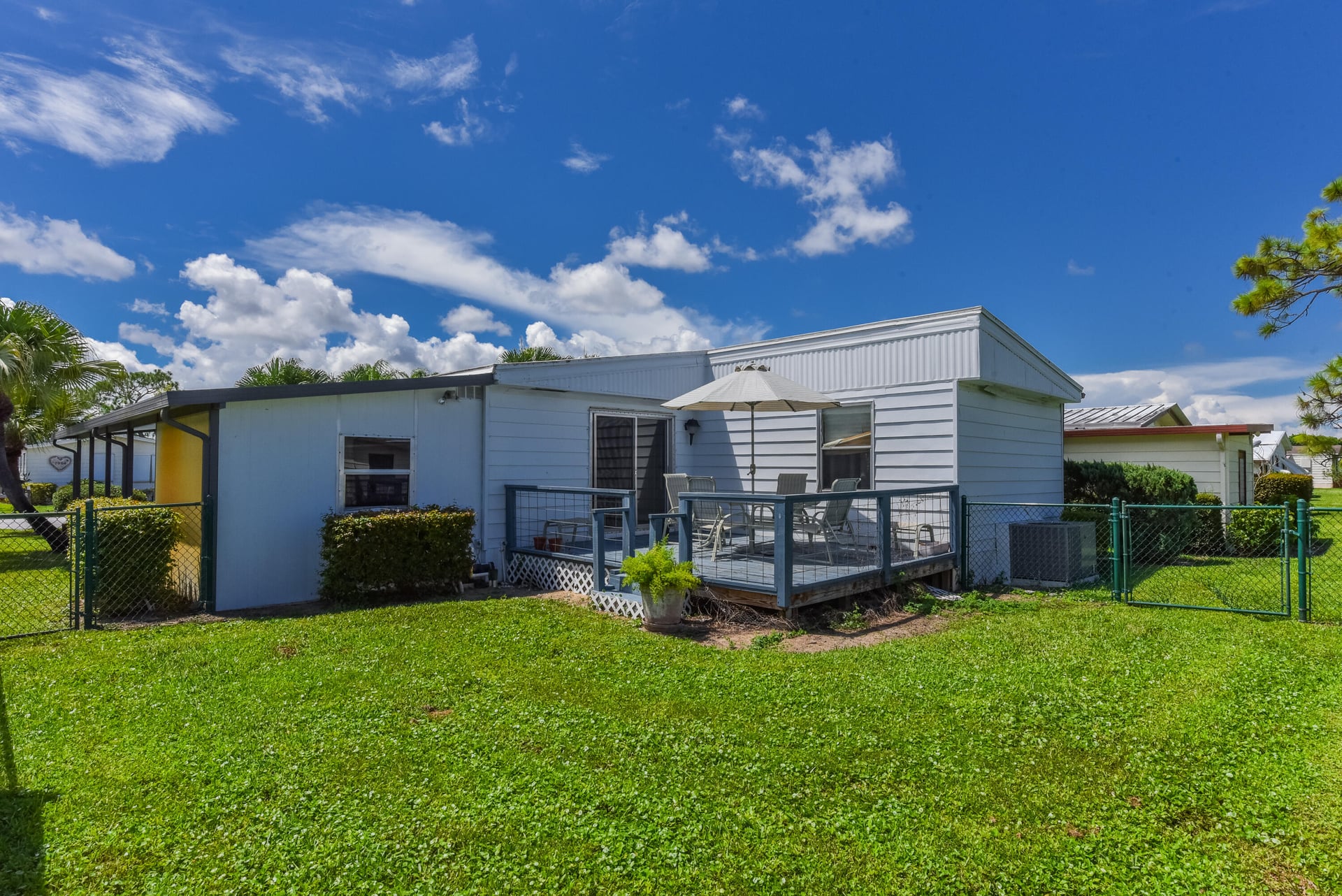 Residence photo 19