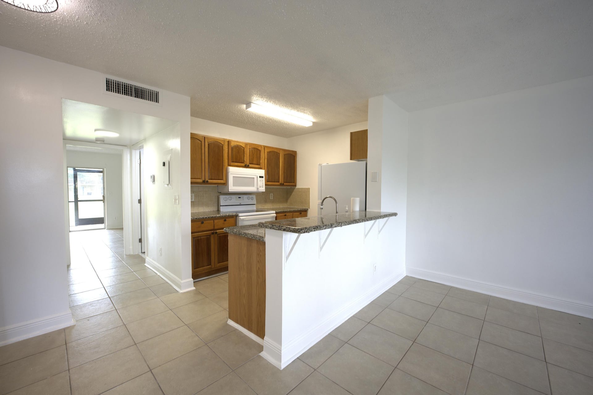 Residence photo 4