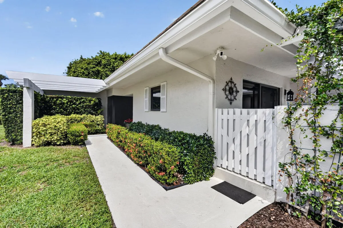Jonathan's Landing Jupiter FL Residence