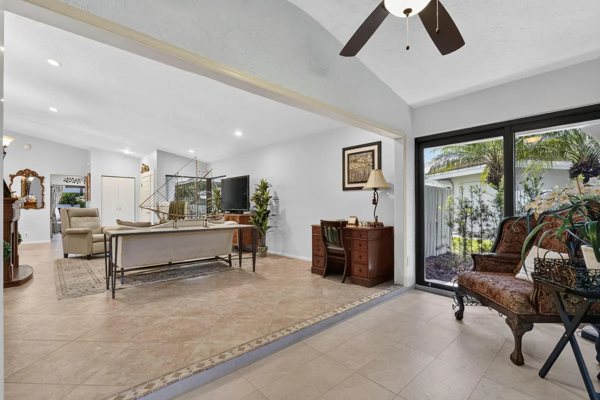 Jonathan's Landing Jupiter FL Residence photo 19