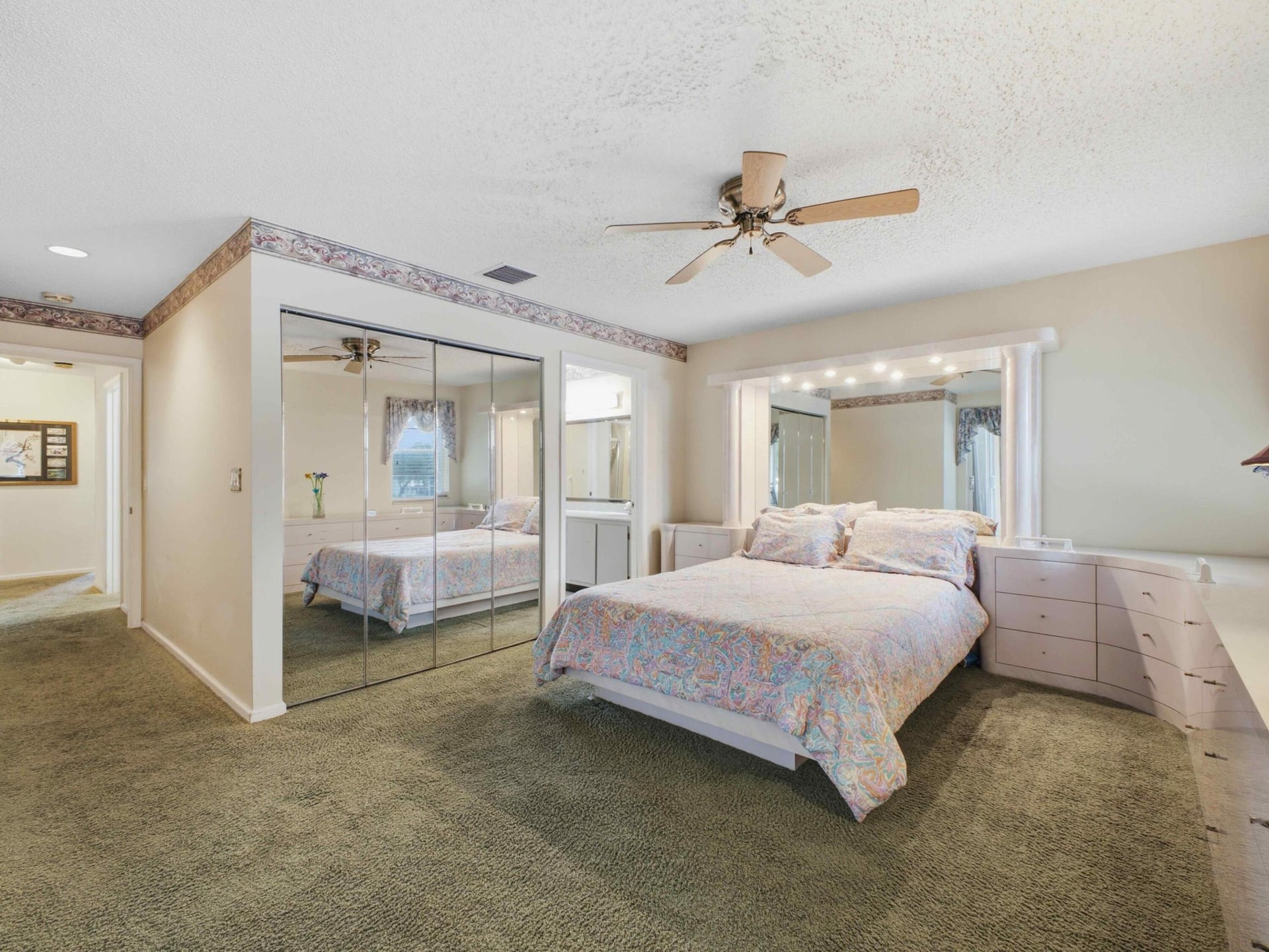 Unit 202 photo 19