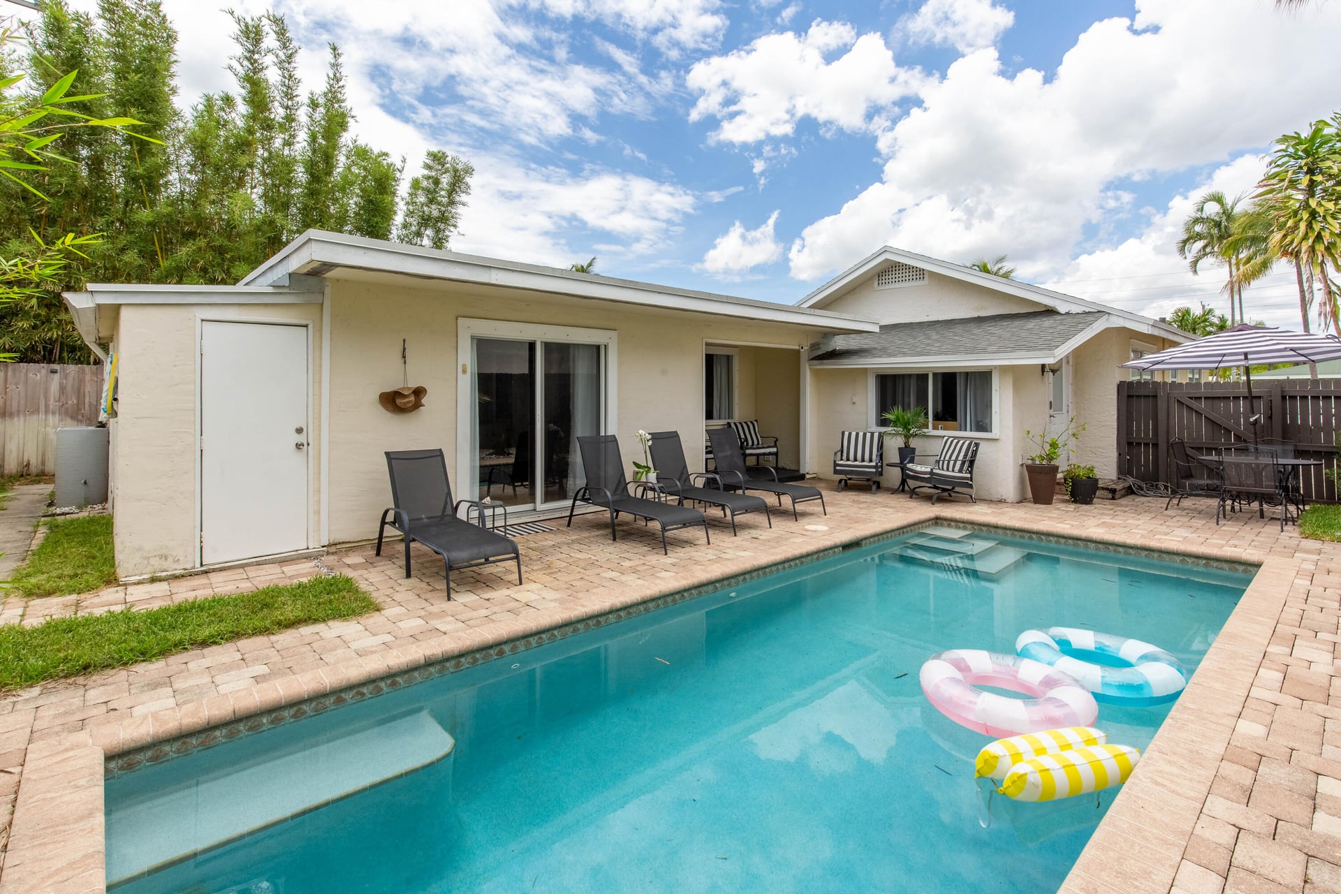 SoSo West Palm Beach Residence photo 22