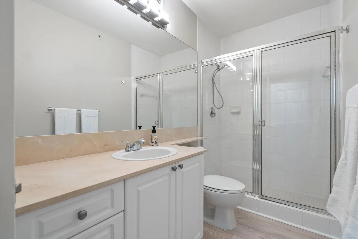 Downtown West Palm Beach Residence photo 13