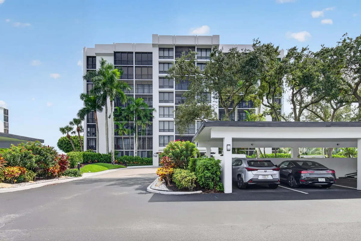 Boca West Country Club Unit 634