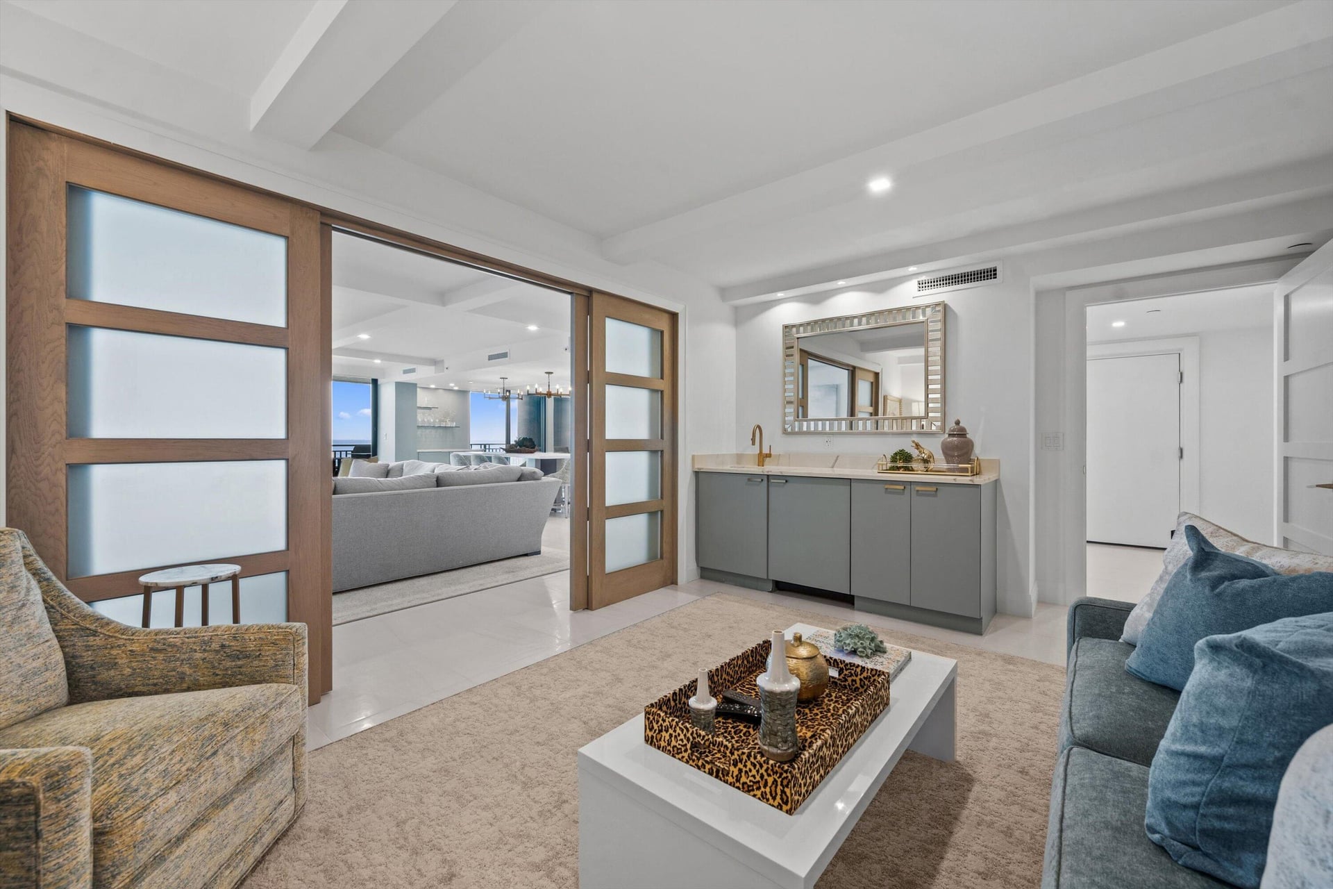 Unit 3030 photo 22