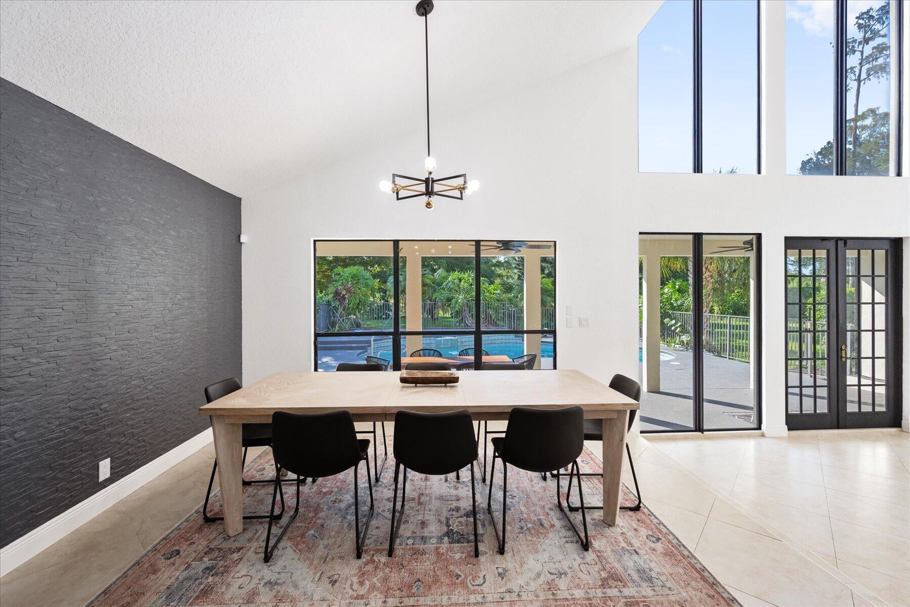 Residence photo 16