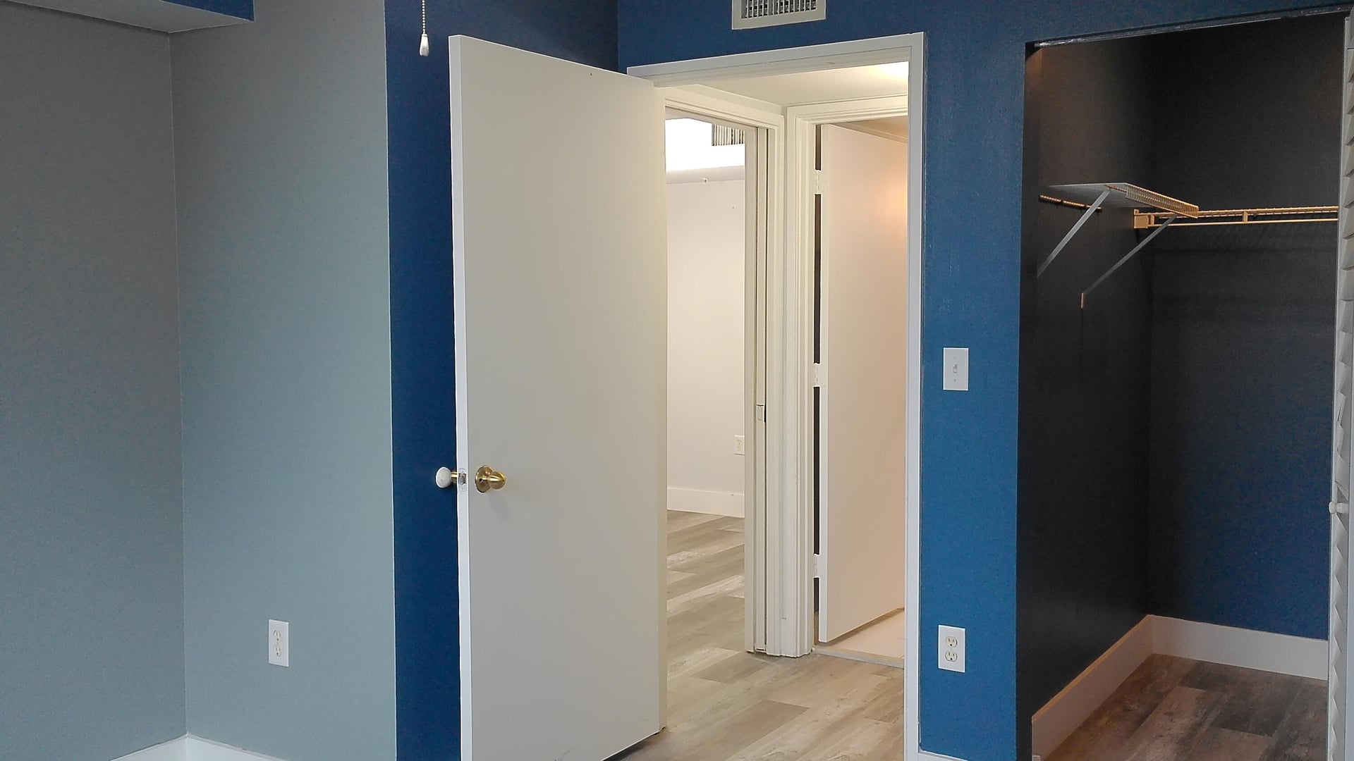 Unit 304 photo 13