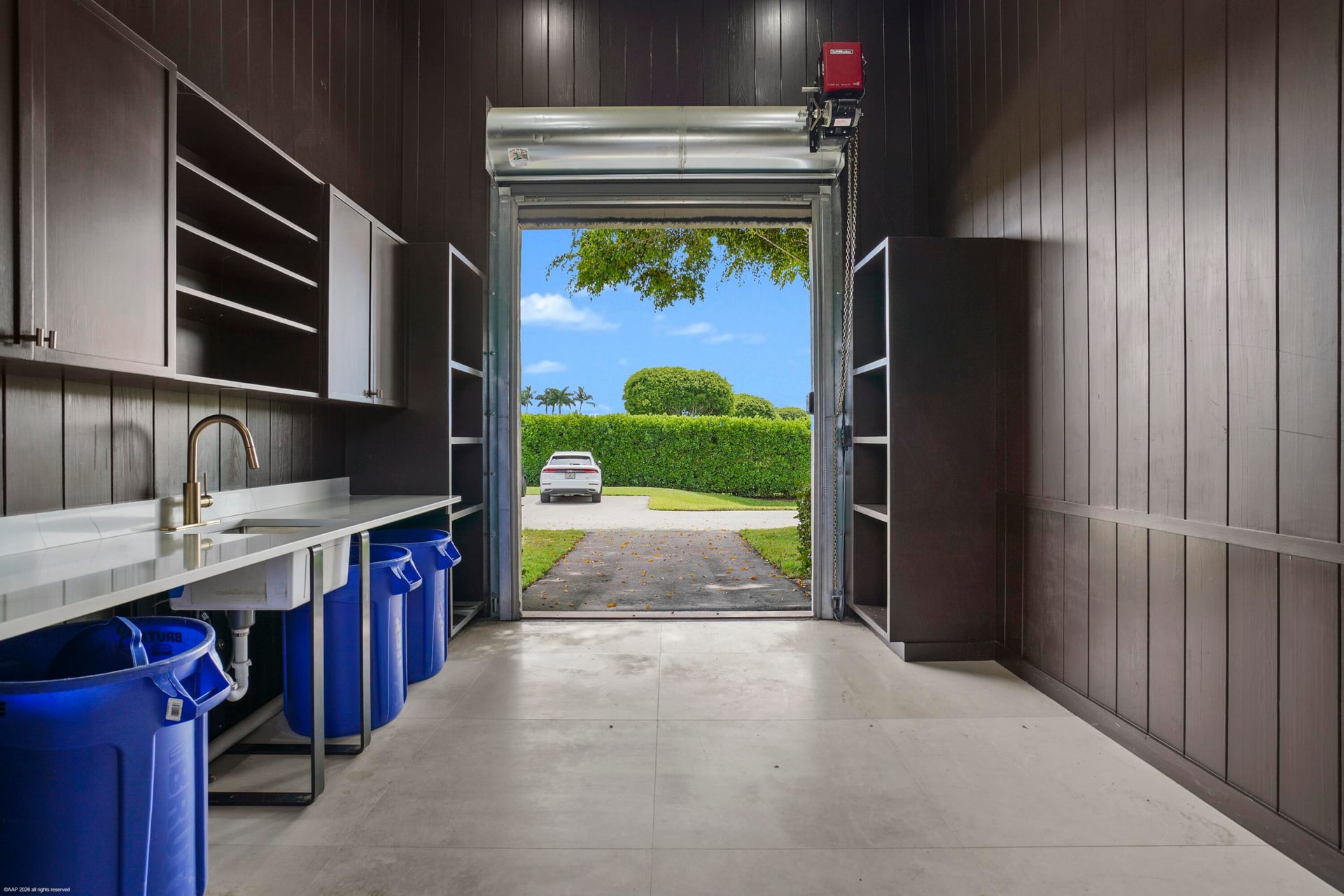 Residence photo 43