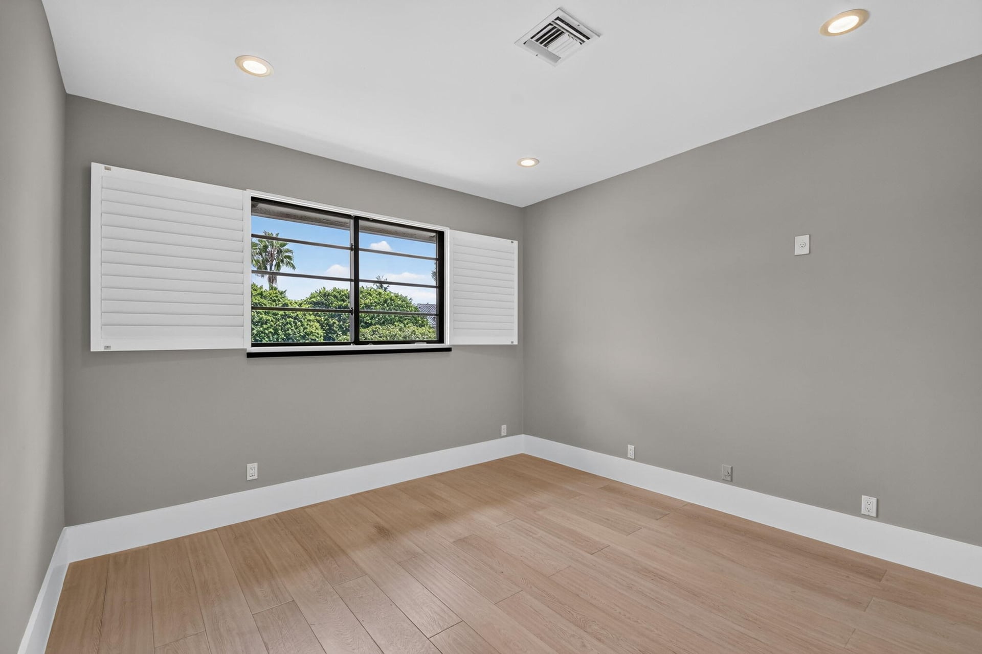 Residence photo 37