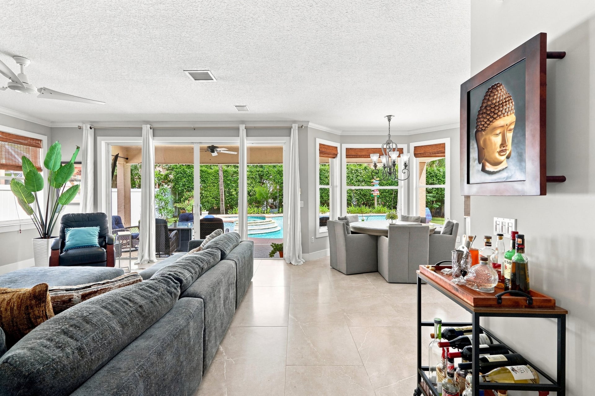 Residence photo 25