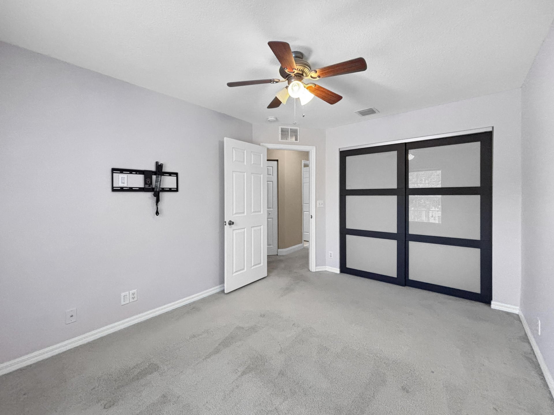  Residence photo 19