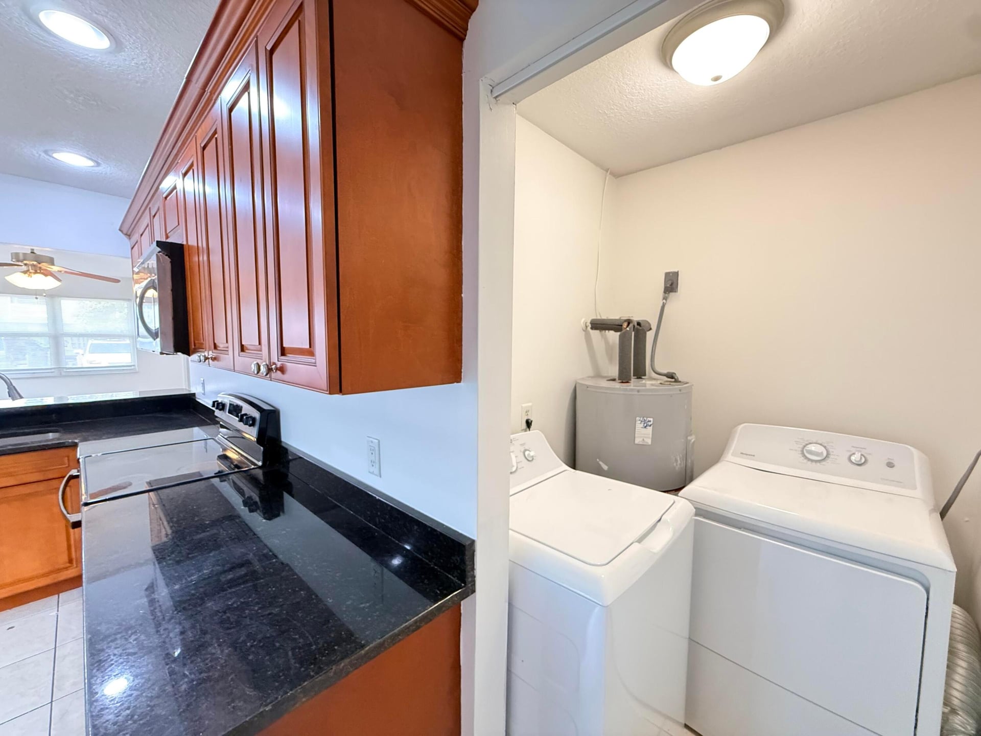  Residence photo 7