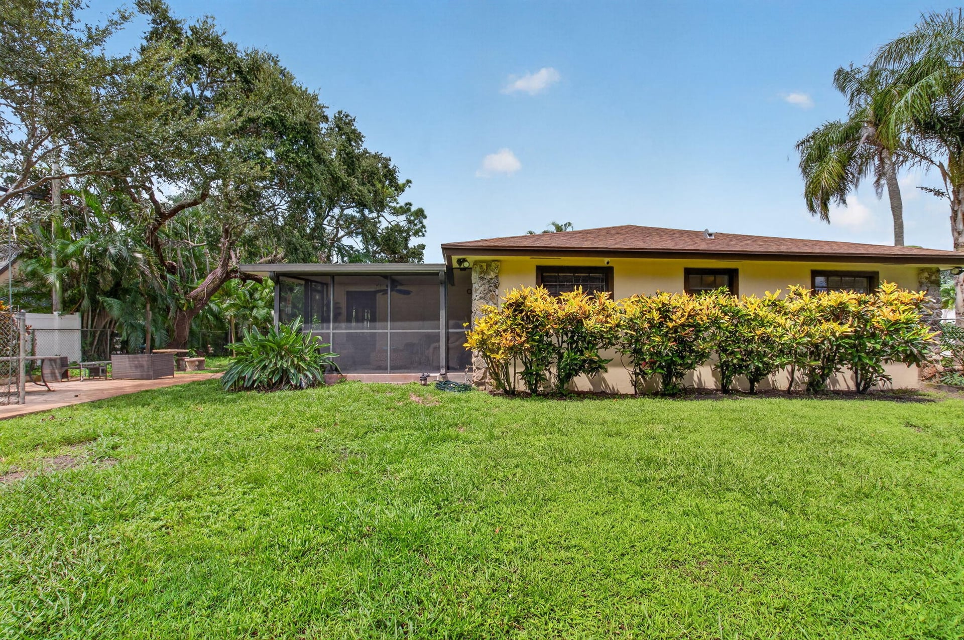 Residence photo 58