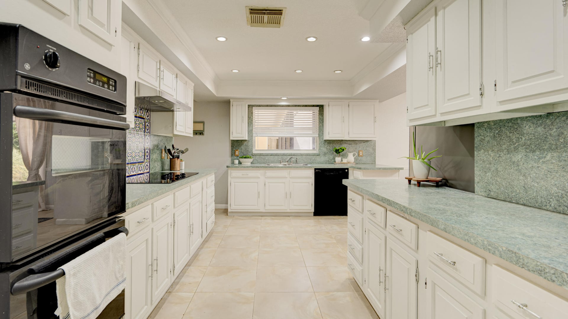Residence photo 28