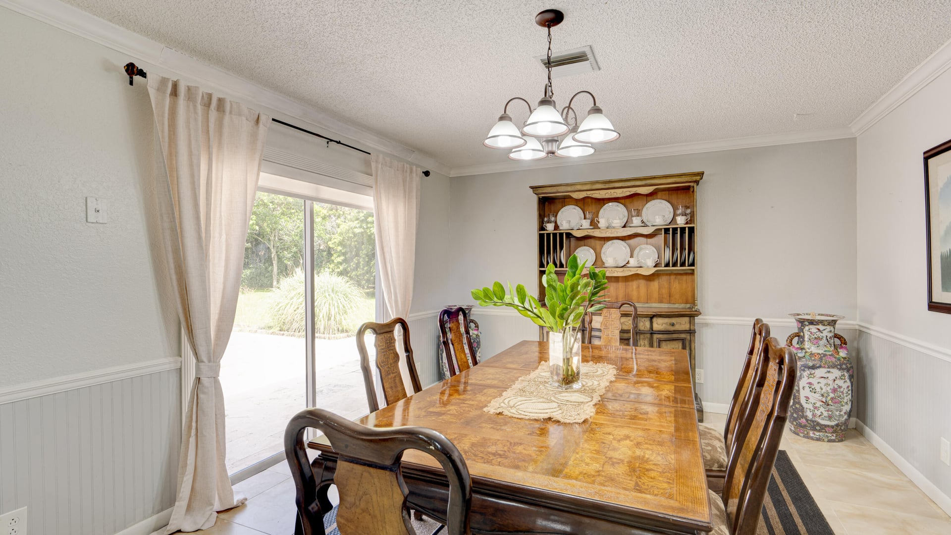 Residence photo 34