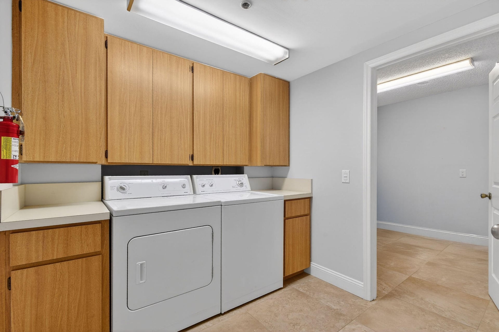 Unit 504 photo 40