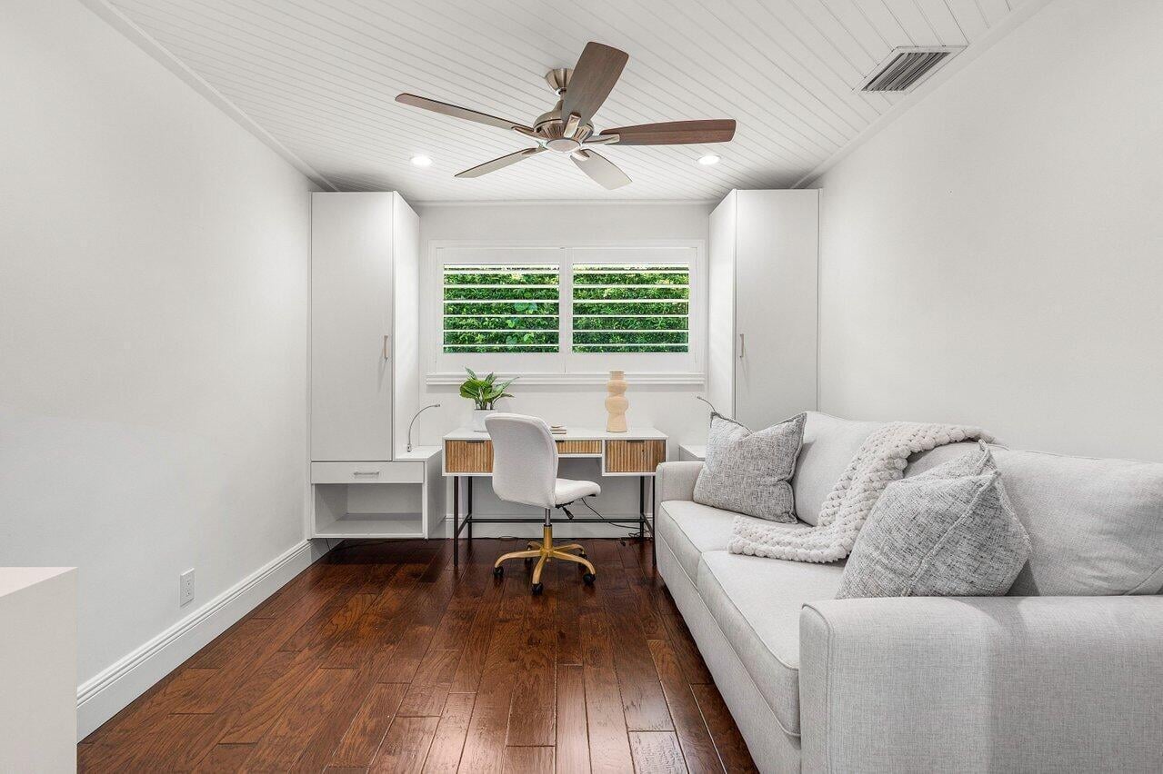 Residence photo 22