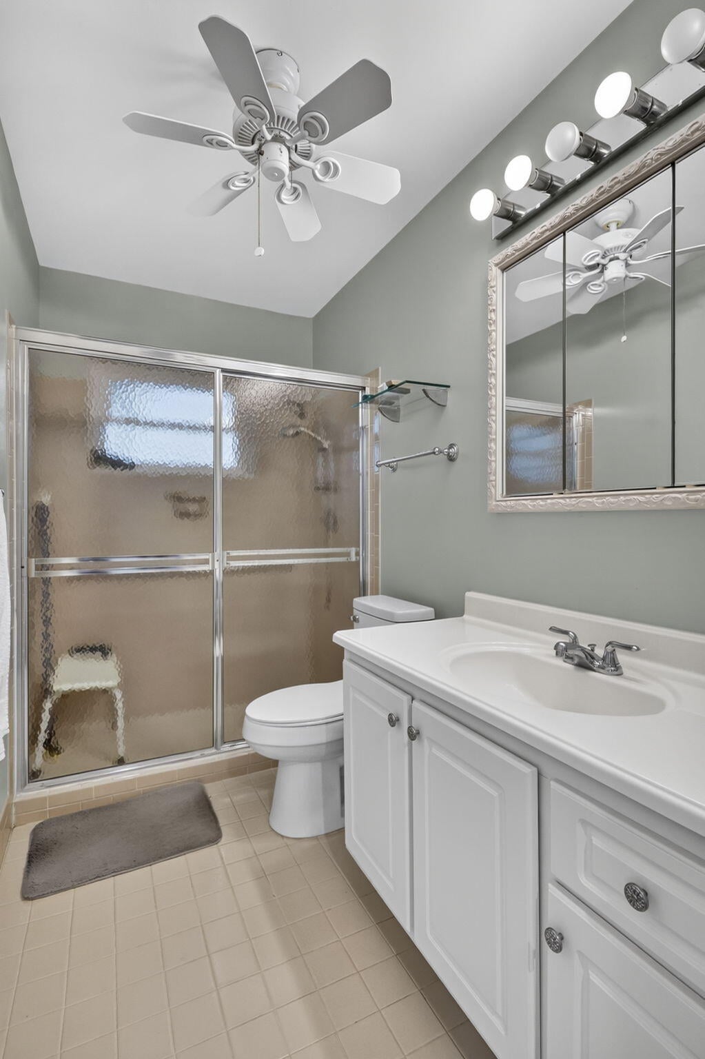 Unit 43 photo 31