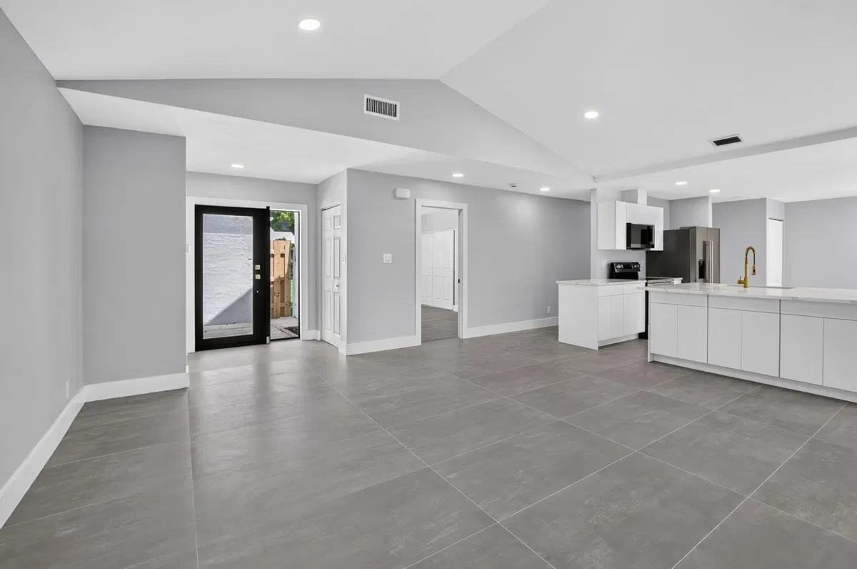  Residence photo 16