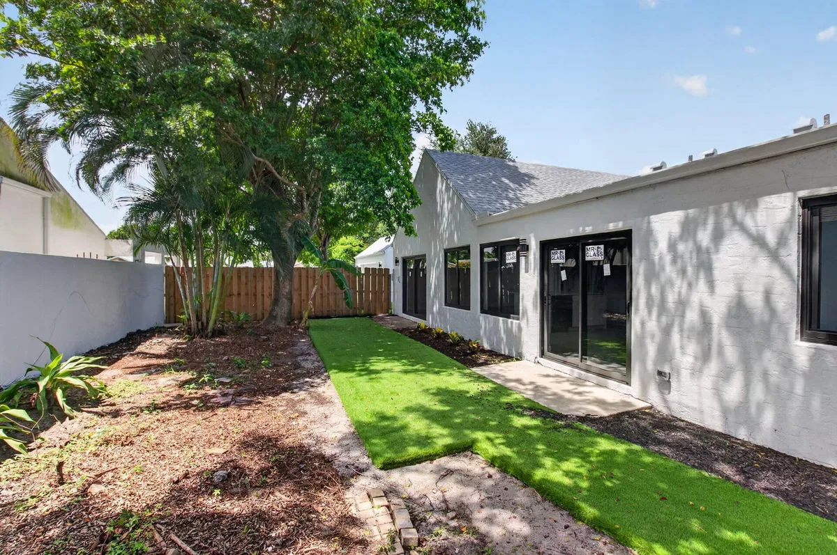  Residence photo 64