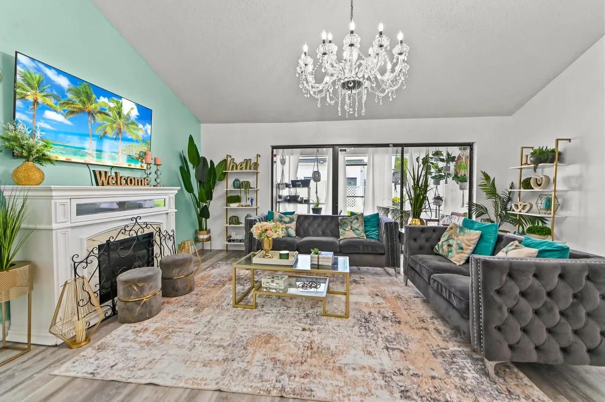 Residence photo 4