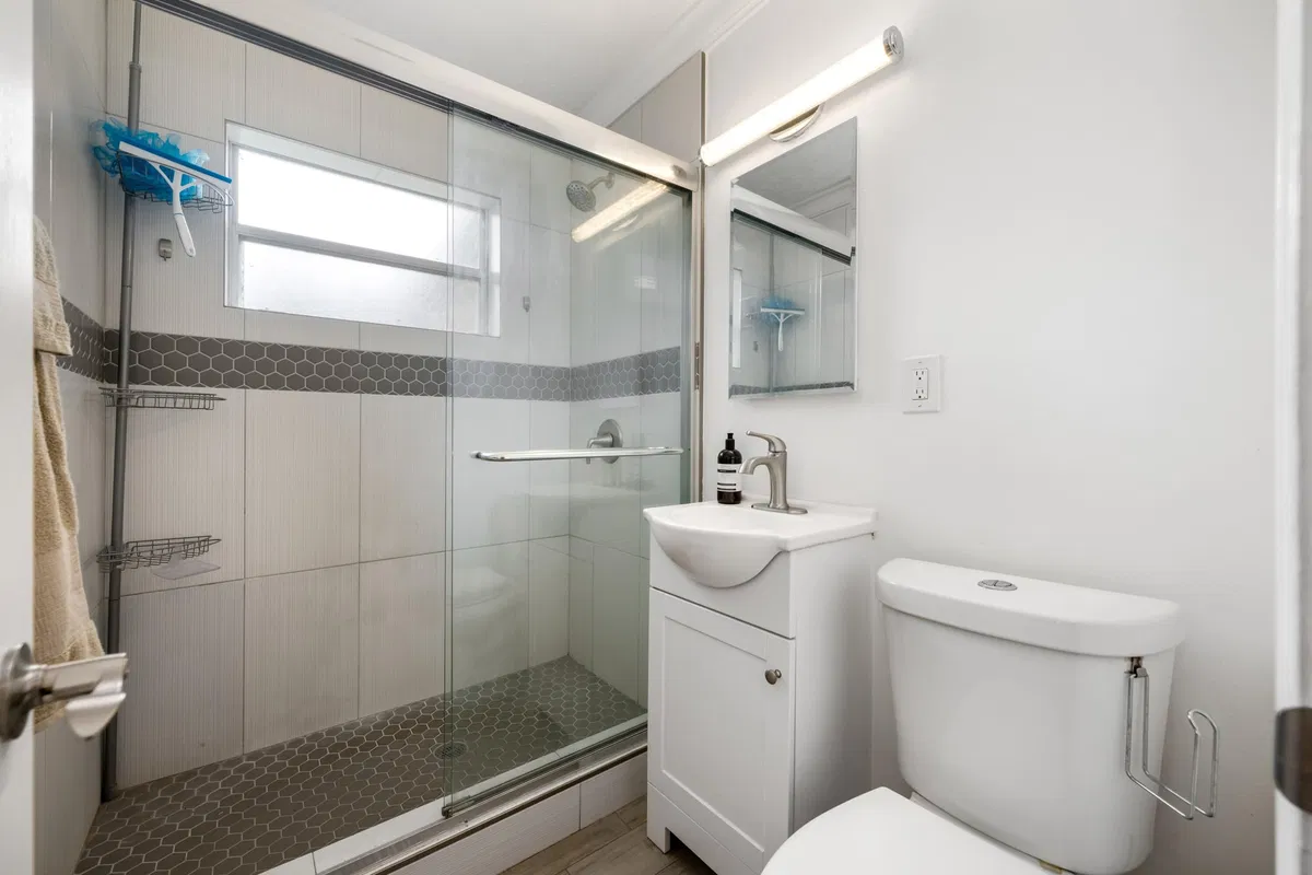 Residence photo 16