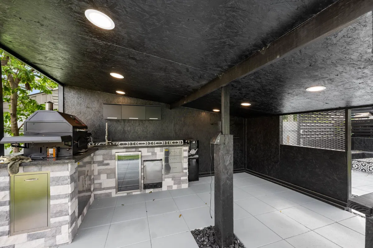 Residence photo 34