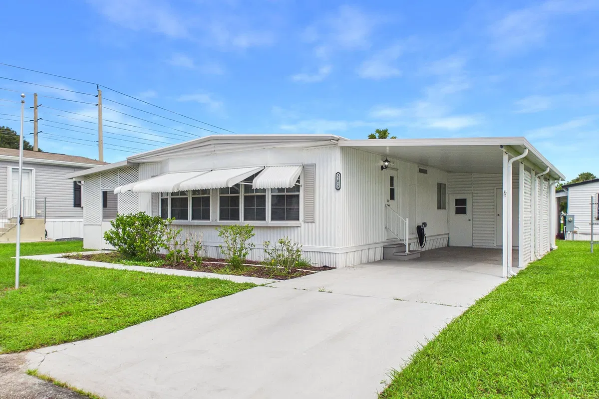 Residence photo 19