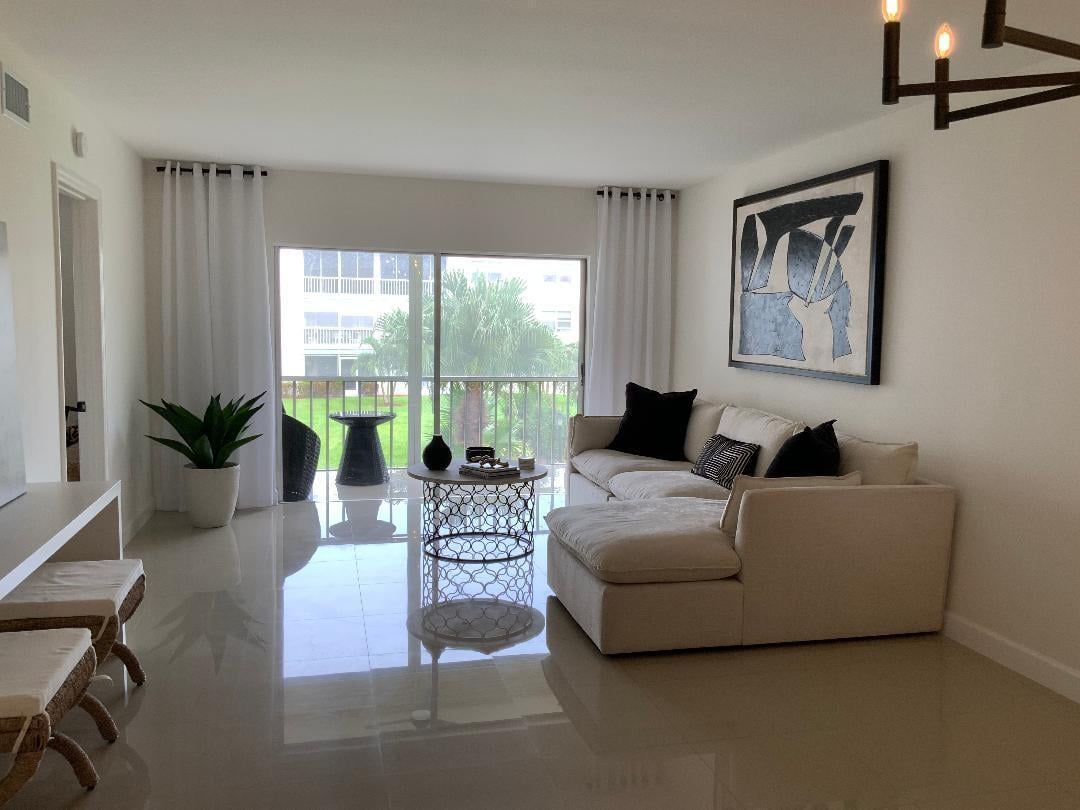  Unit 1320 photo 40