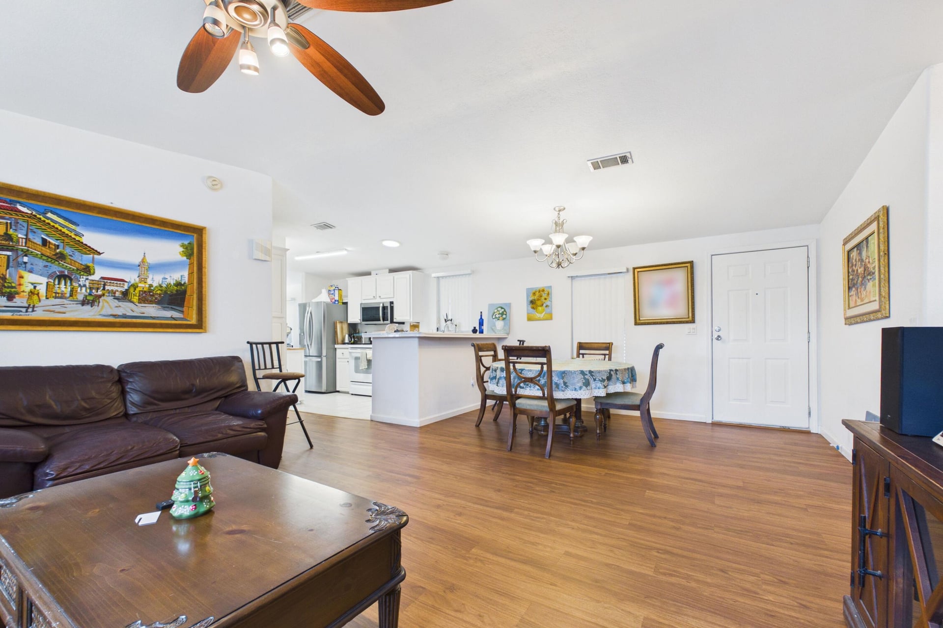 Residence photo 10