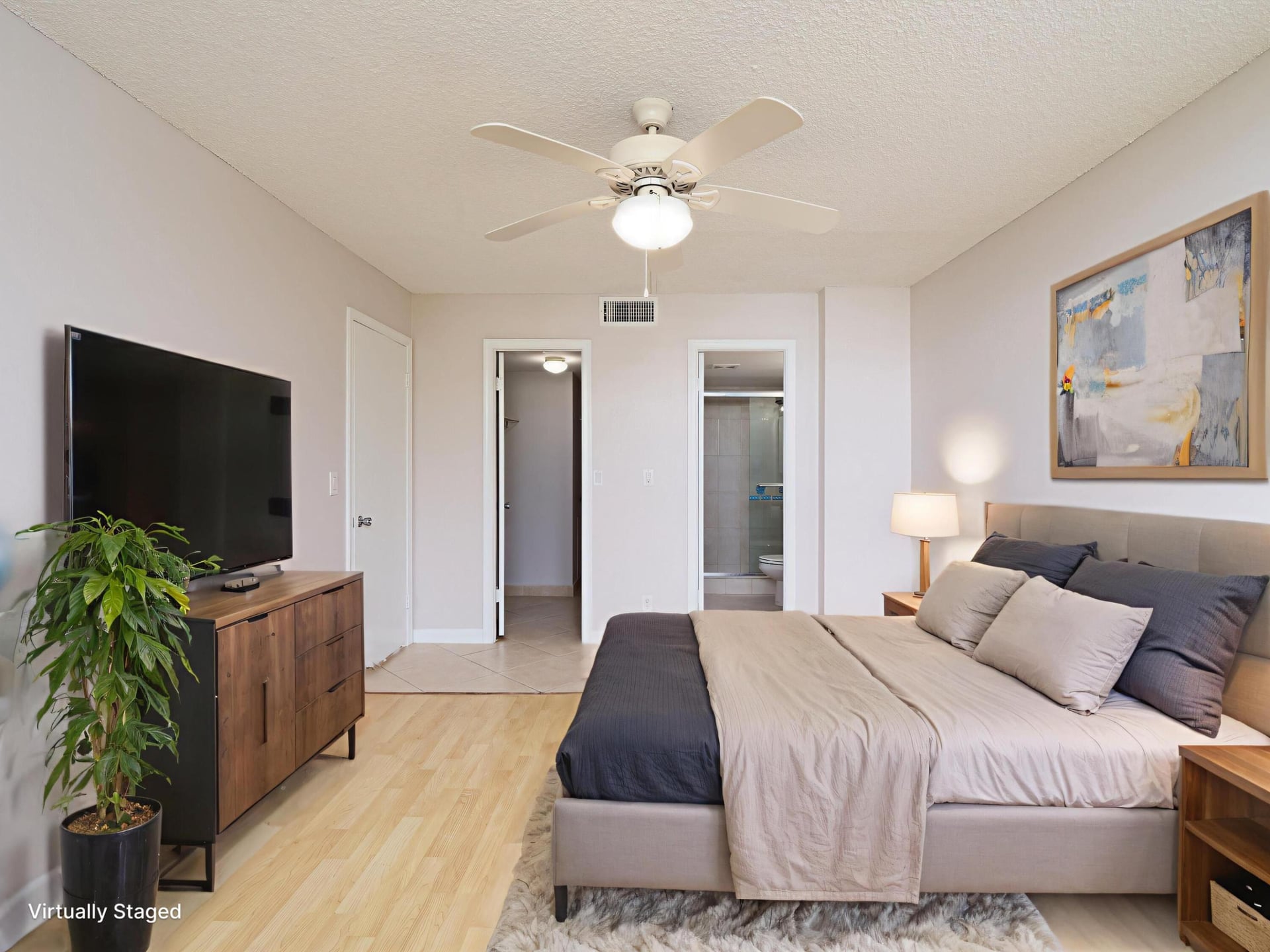 Unit 402 photo 19