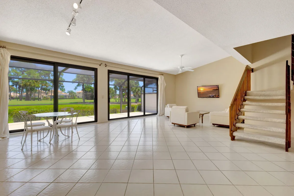 PGA National Palm Beach Gardens Residence photo 19