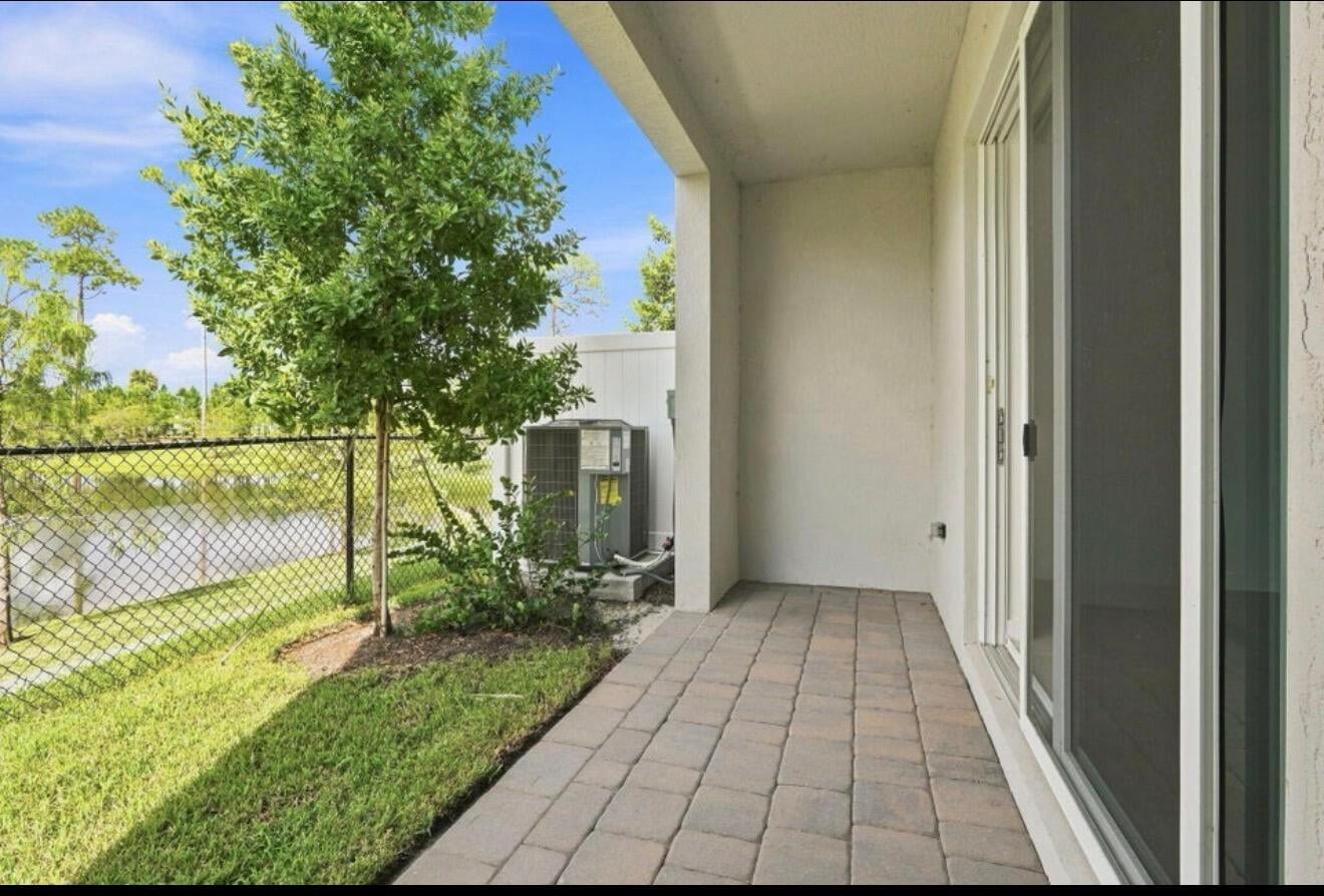  Residence photo 25