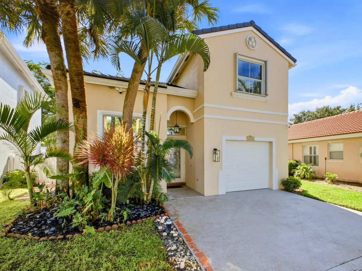 Residence photo 10