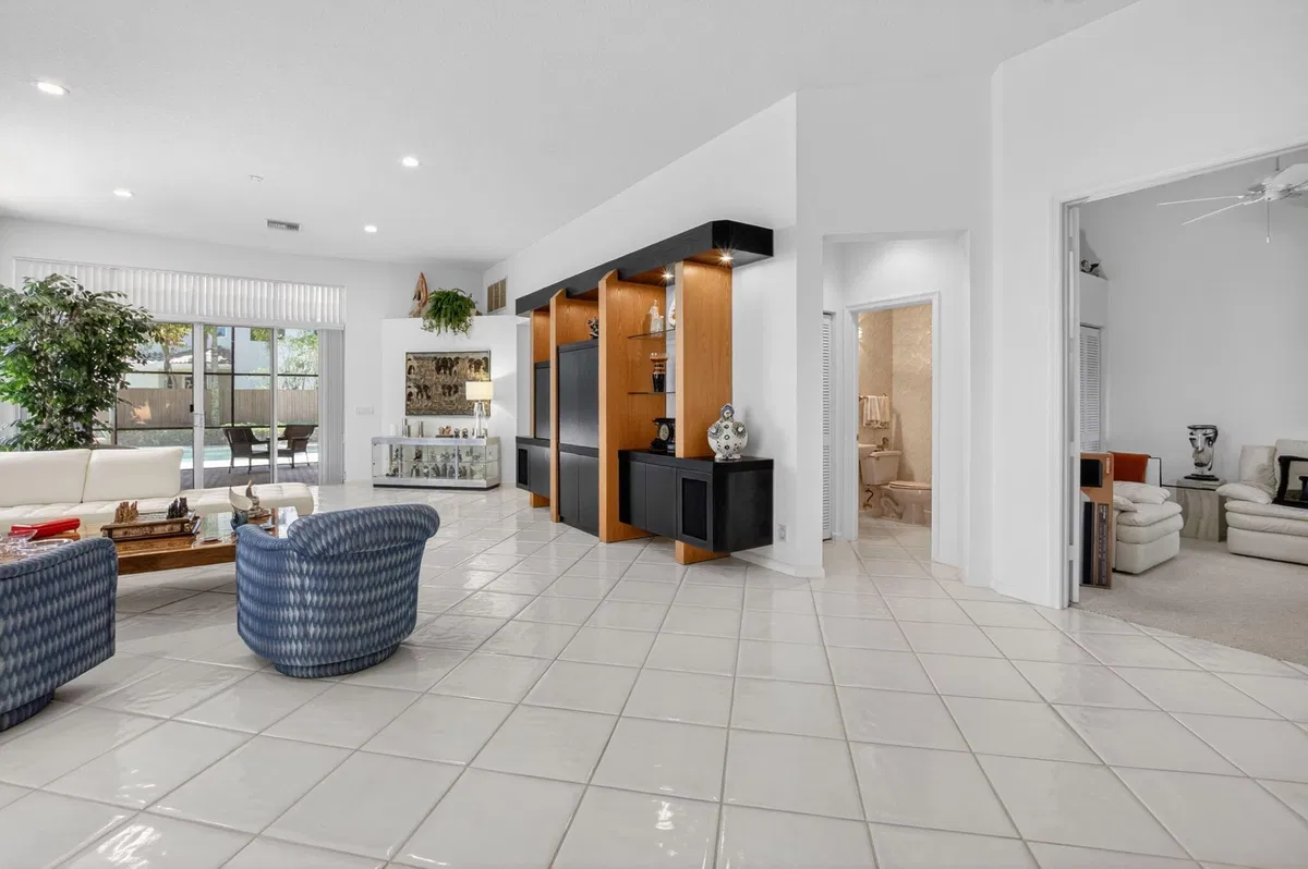 Residence photo 10