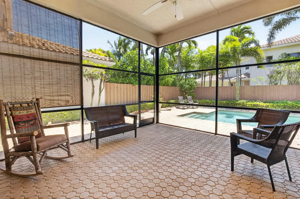 Residence photo 37