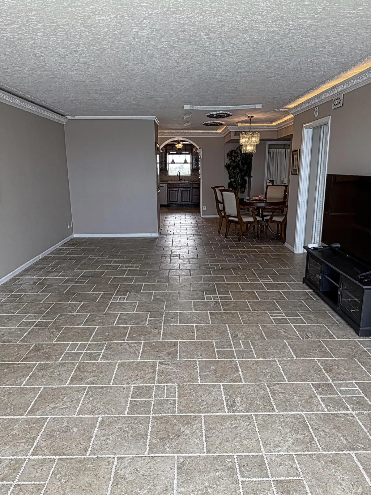 Unit 802 photo 13