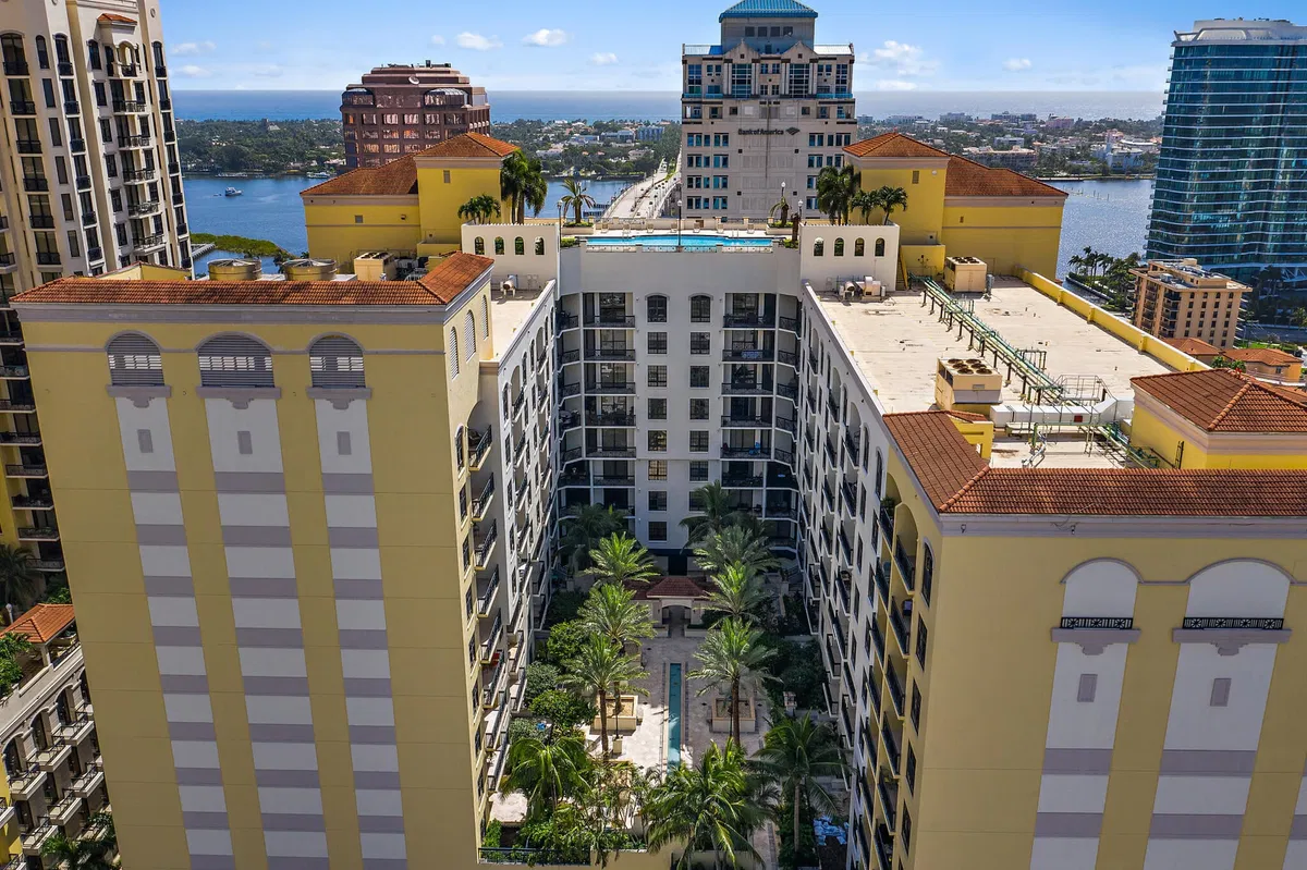 One City Plaza Unit 1123 photo 52