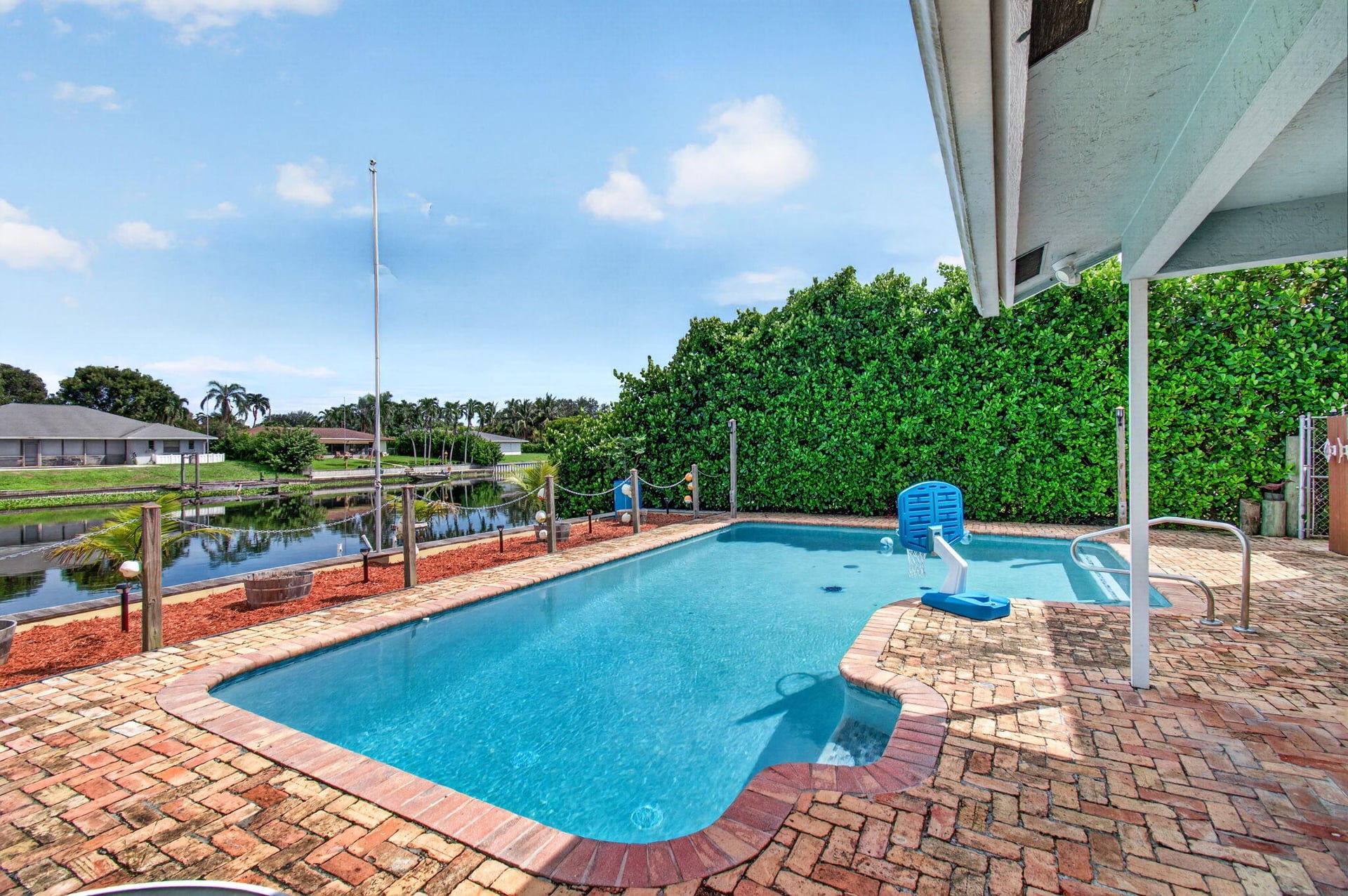 Residence photo 37